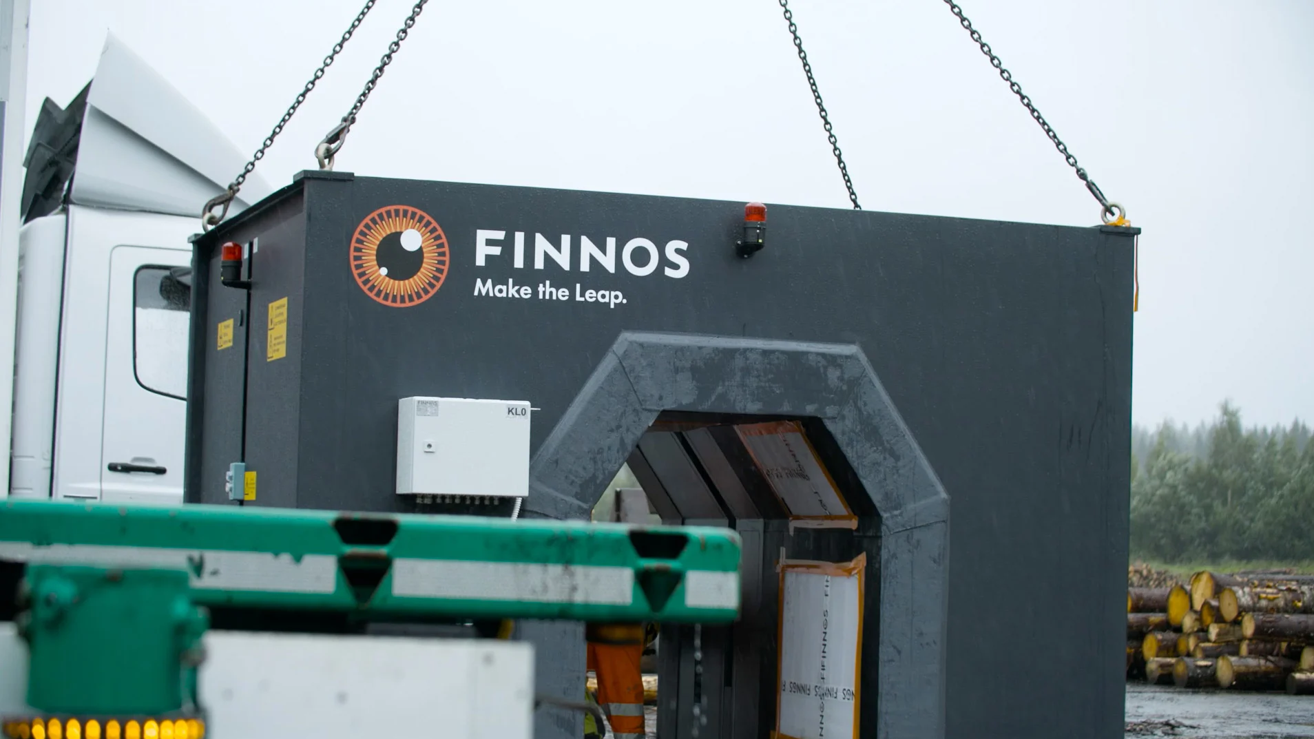 Stora Enso's newest lumber scanner was installed at the Varkaus sawmill